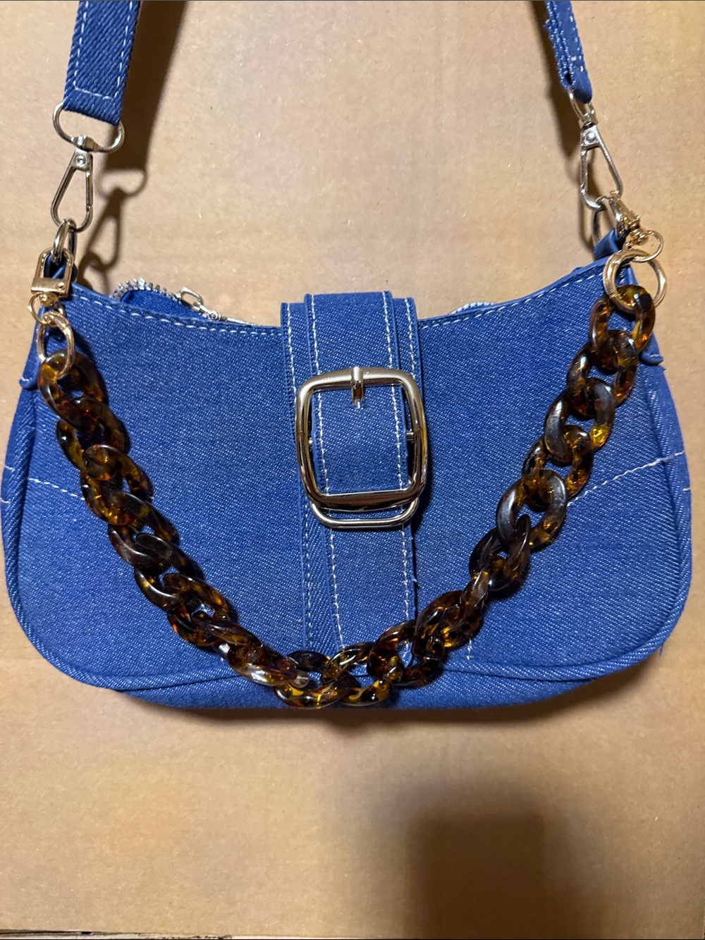 Tortoiselike Chain Strap
